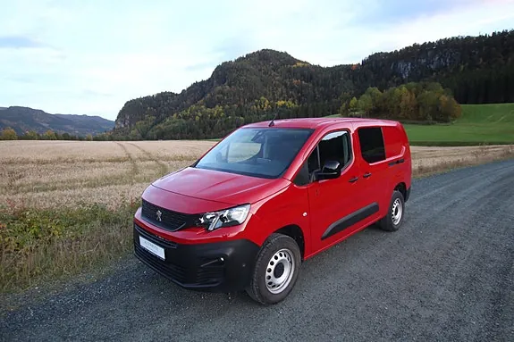 Peugeot Partner 2022 photo 3