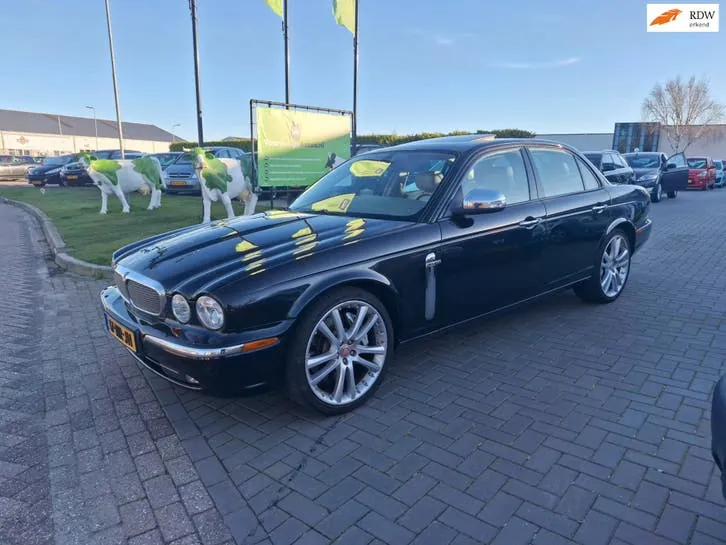 Jaguar Xj