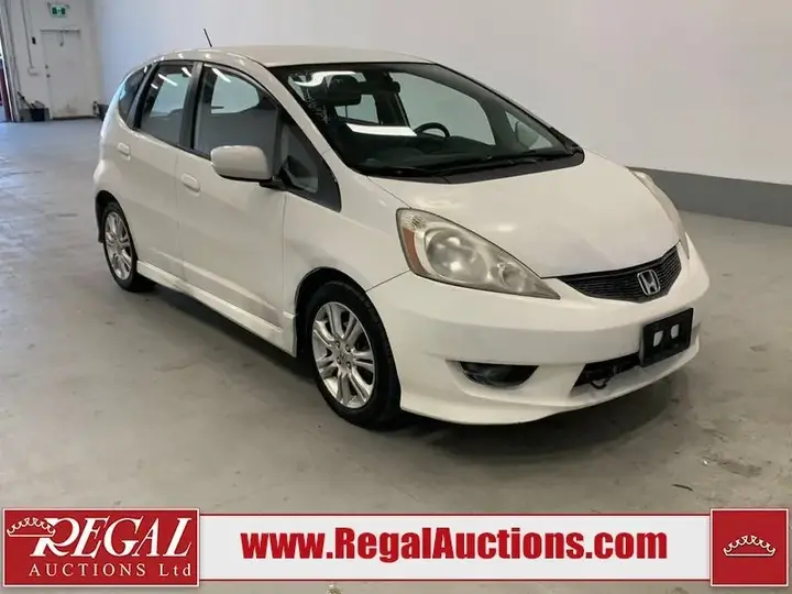 Honda Fit 2010 photo 2
