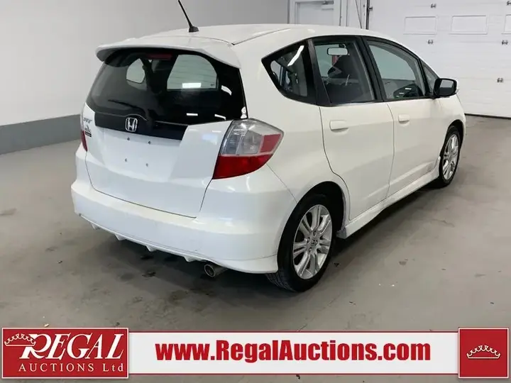 Honda Fit 2010 photo 3