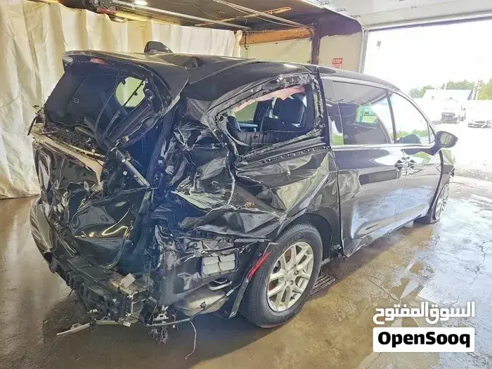 Chrysler Pacifica 2026 photo 4
