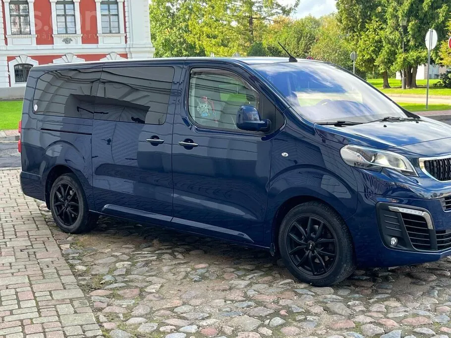Peugeot Traveller 2017 photo 2