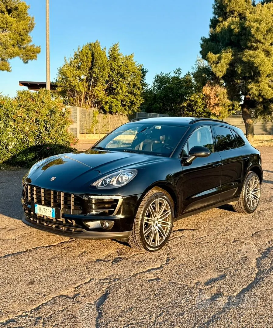 Porsche Macan S 2017 photo 2