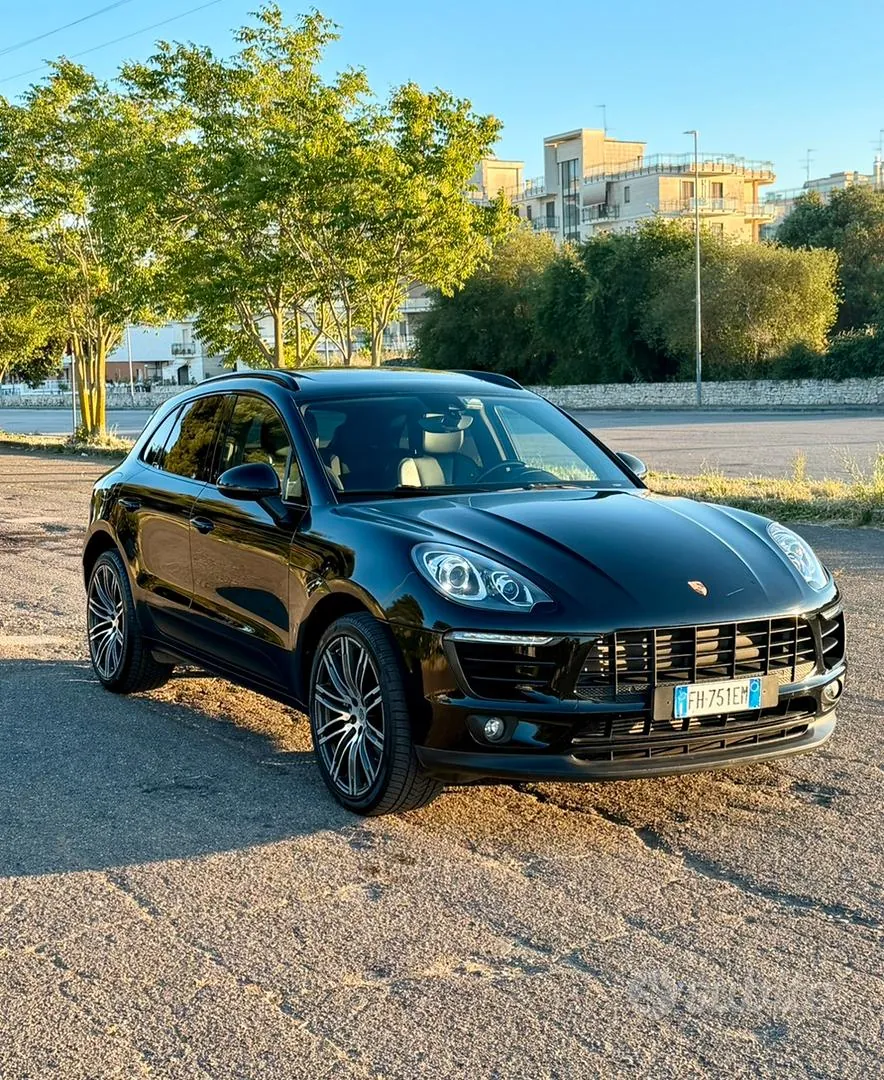 Porsche Macan S