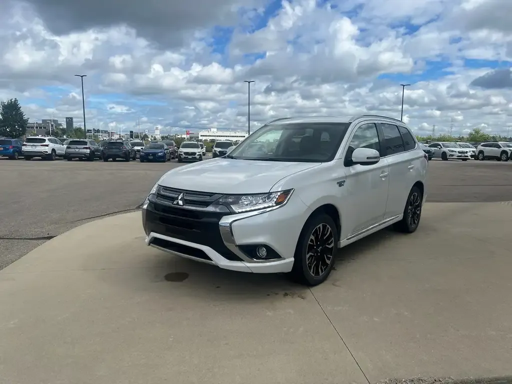 Mitsubishi Outlander 2018 photo 3
