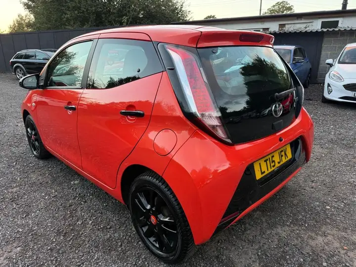 Toyota Aygo 2015 photo 5