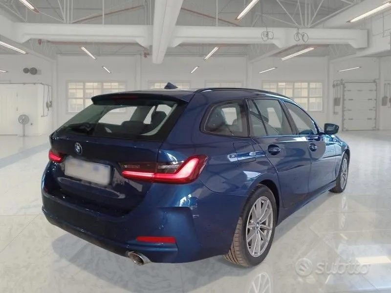 BMW 320 2023 photo 4