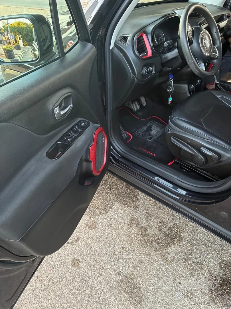 Jeep Renegade 2015 photo 5