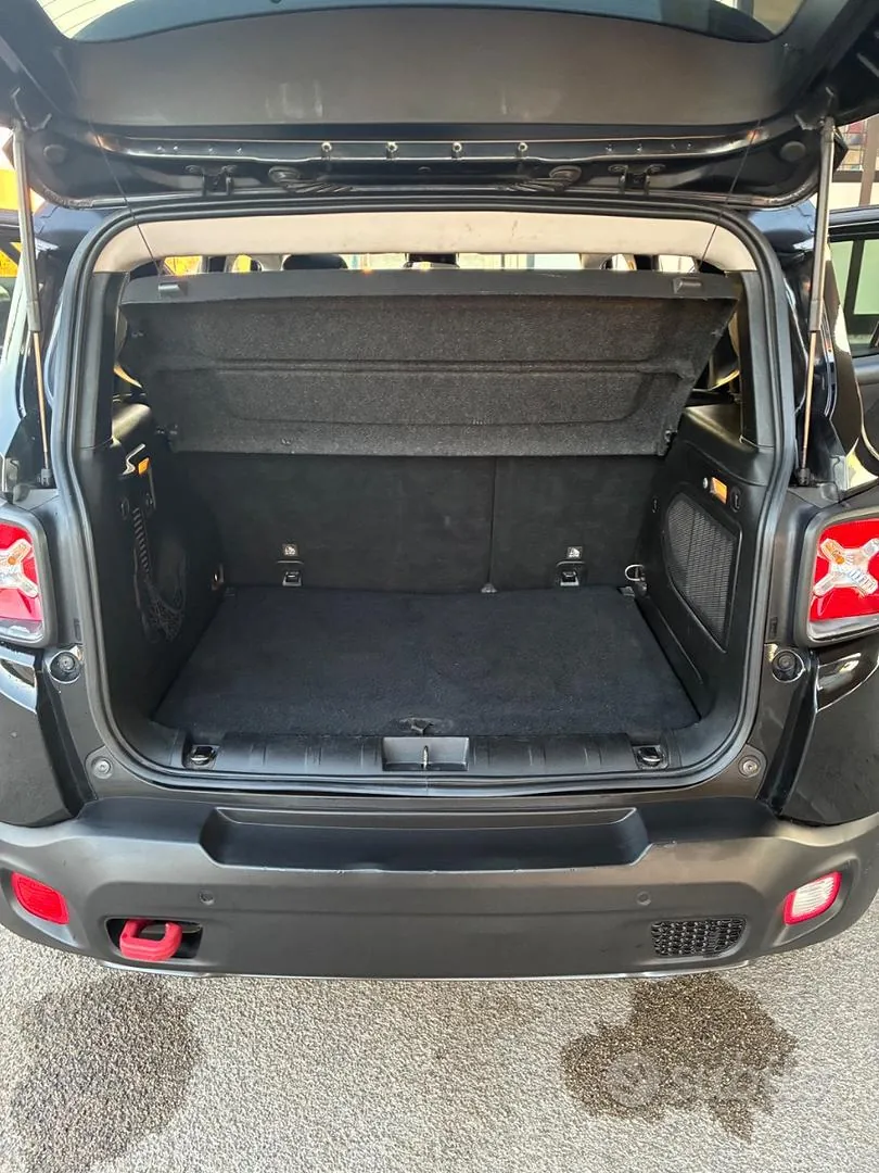 Jeep Renegade 2015 photo 2