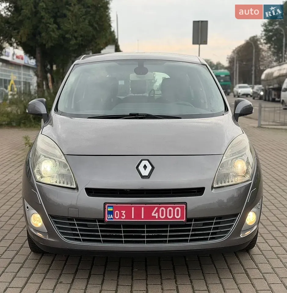 Renault Grand Scenic 2010 photo 3