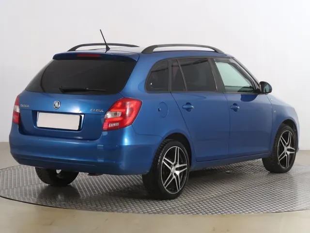 Skoda Fabia Combi 2014 photo 4
