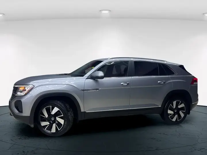 Volkswagen Atlas Cross Sport 2024 photo 2