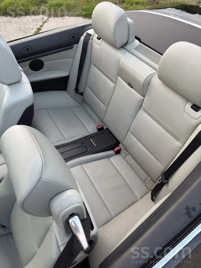 BMW E93 2007 photo 2
