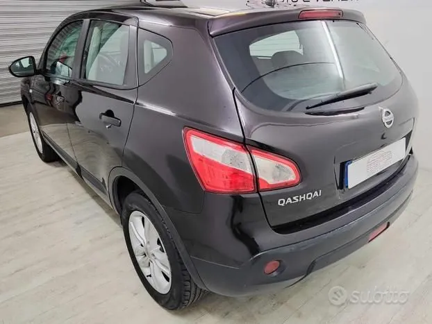 Nissan Qashqai 2010 photo 3