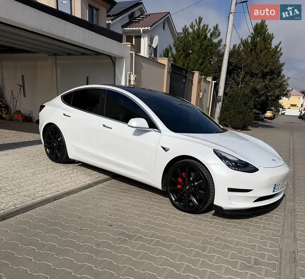 Tesla Model 3 2019 photo 2