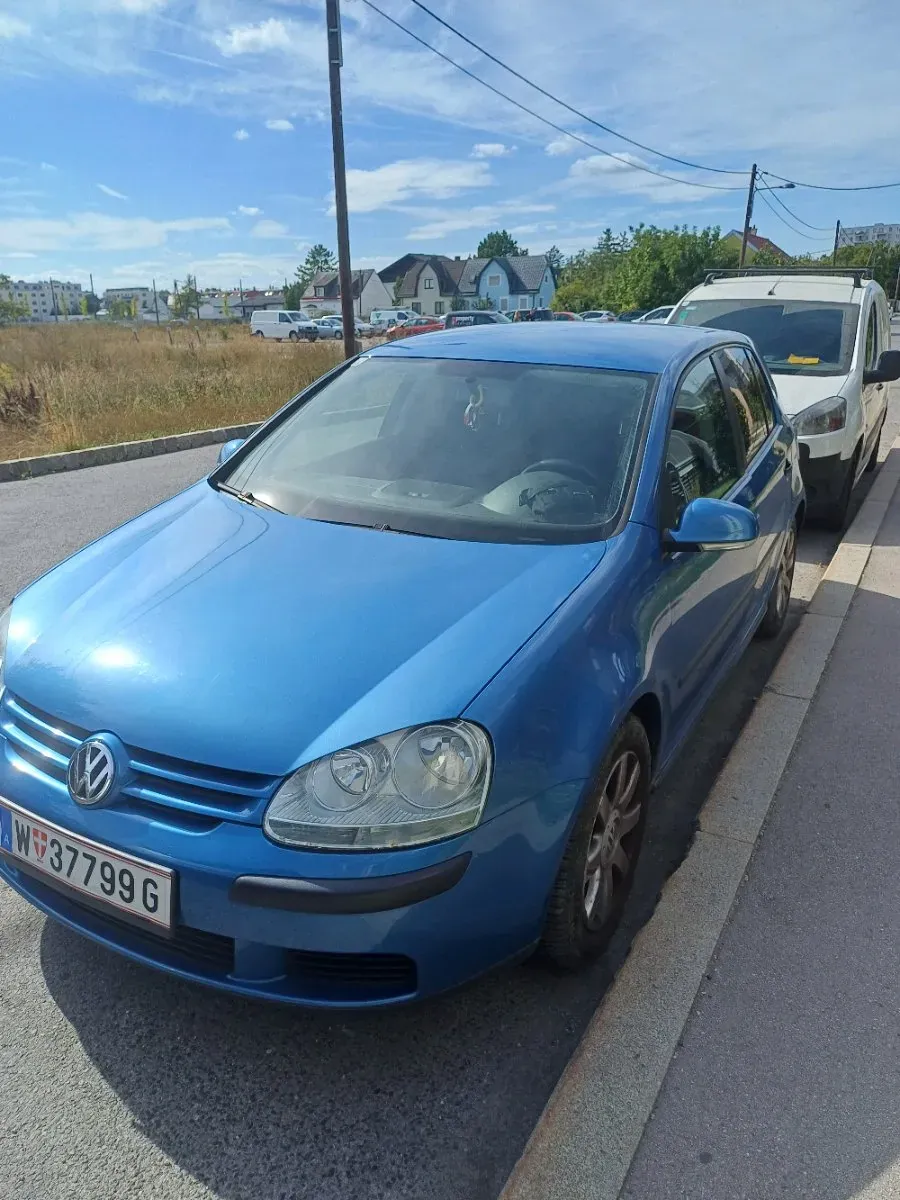 Volkswagen Golf 2004 photo 2