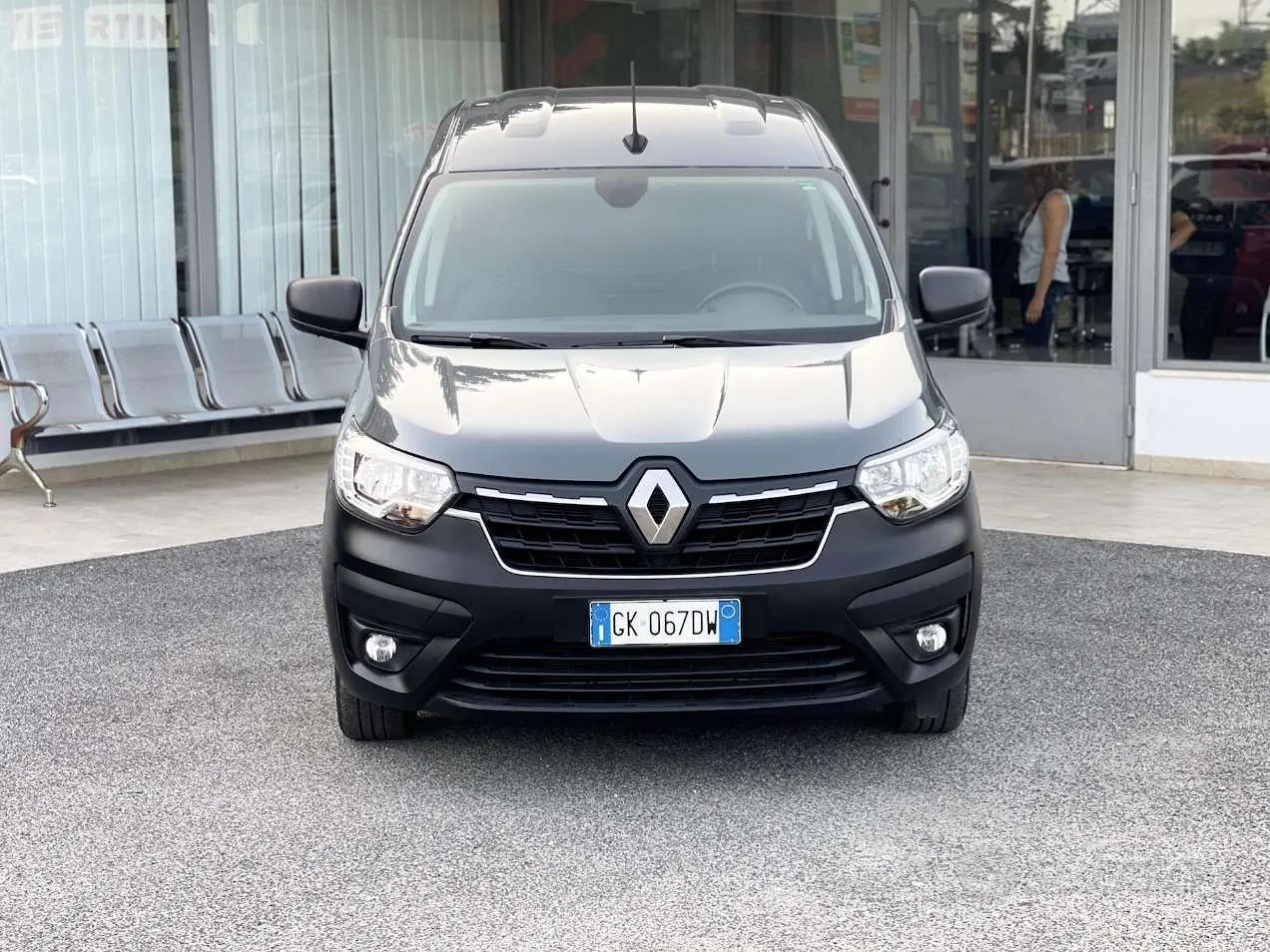 Renault Express 2023 photo 2