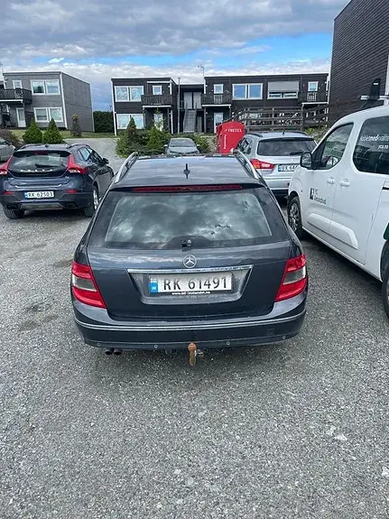 Mercedes-Benz C180 2010 photo 3