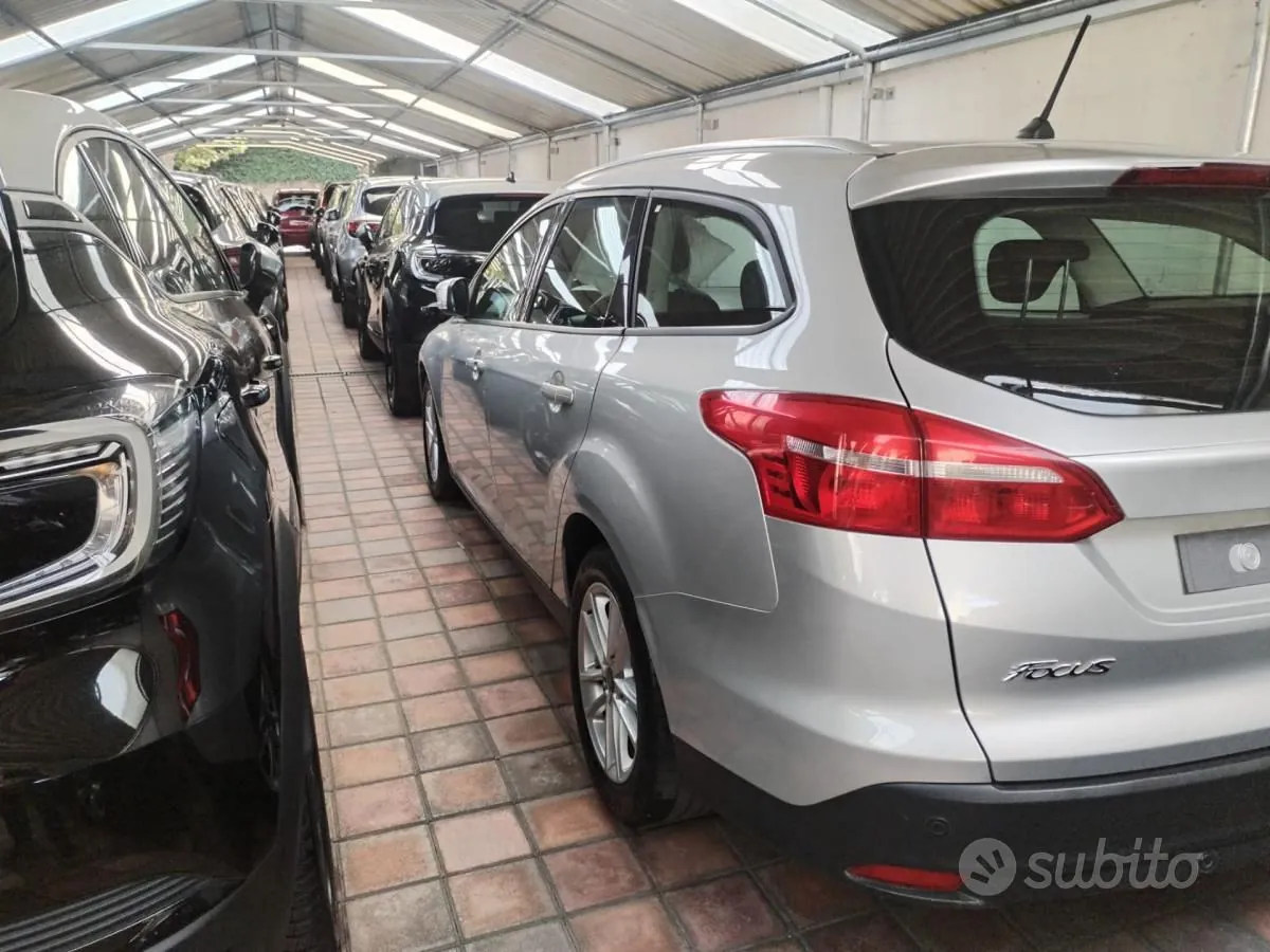 Ford Focus 2018 photo 2