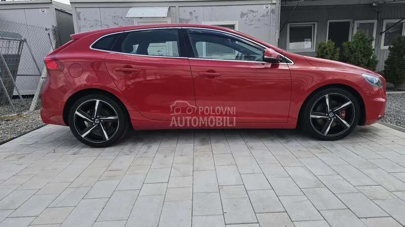 Volvo V40 2014 photo 5