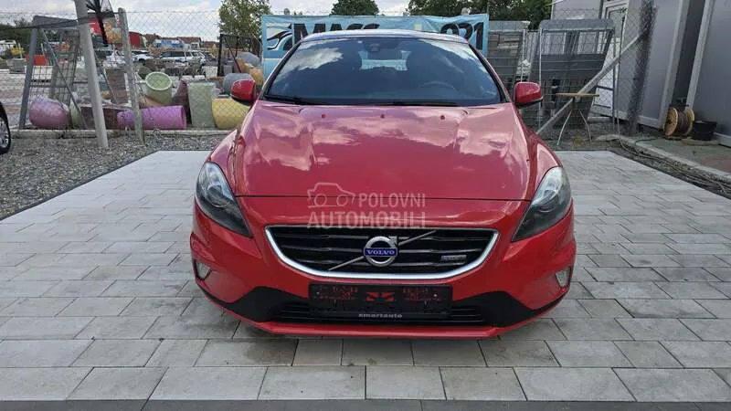 Volvo V40 2014 photo 2