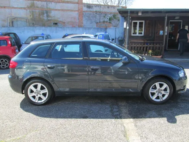 Audi A3 2012 photo 2