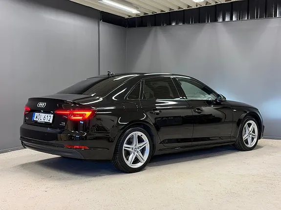 Audi A4 2018 photo 4