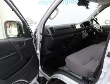 Toyota Hiace 2021 photo 5