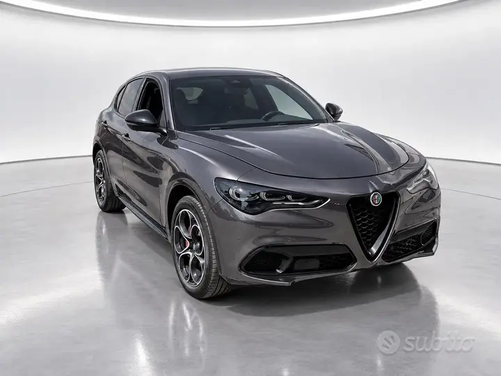 Alfa Romeo Stelvio 2024 photo 2