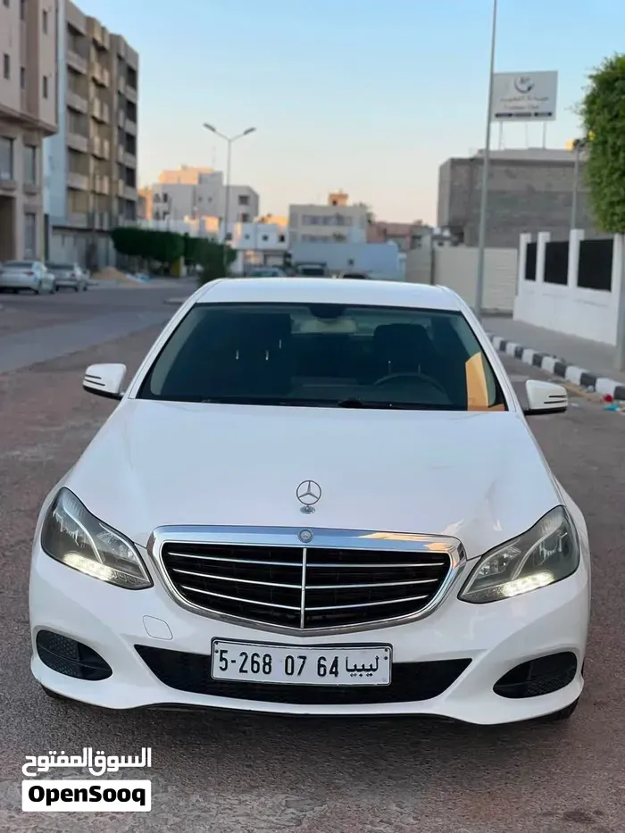 Mercedes-Benz E-Class 2015 photo 5