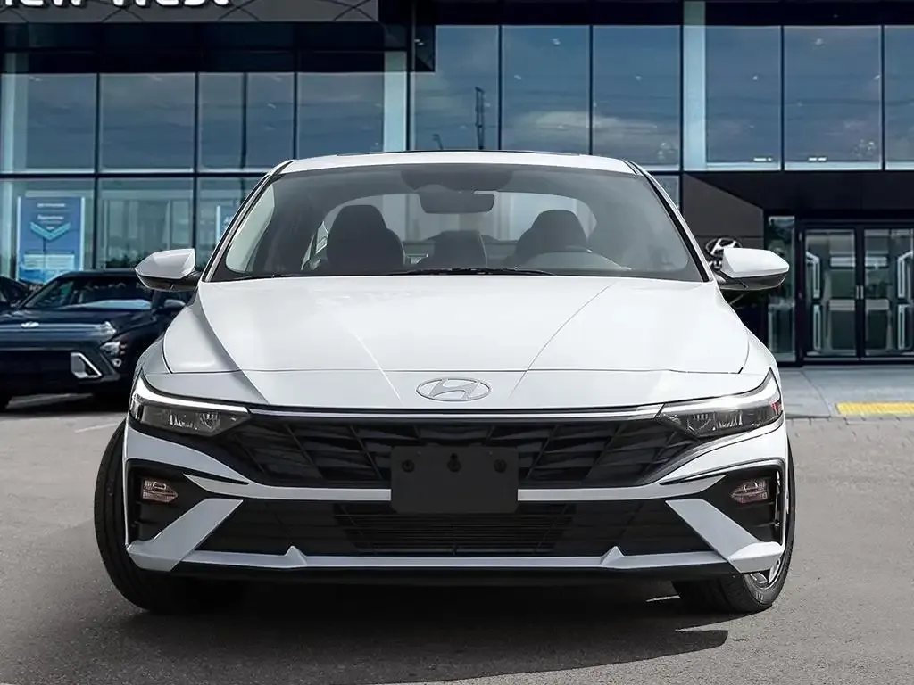 Hyundai Elantra 2026 photo 2