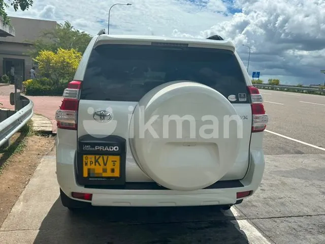 Toyota Land Cruiser Prado 2012 photo 2
