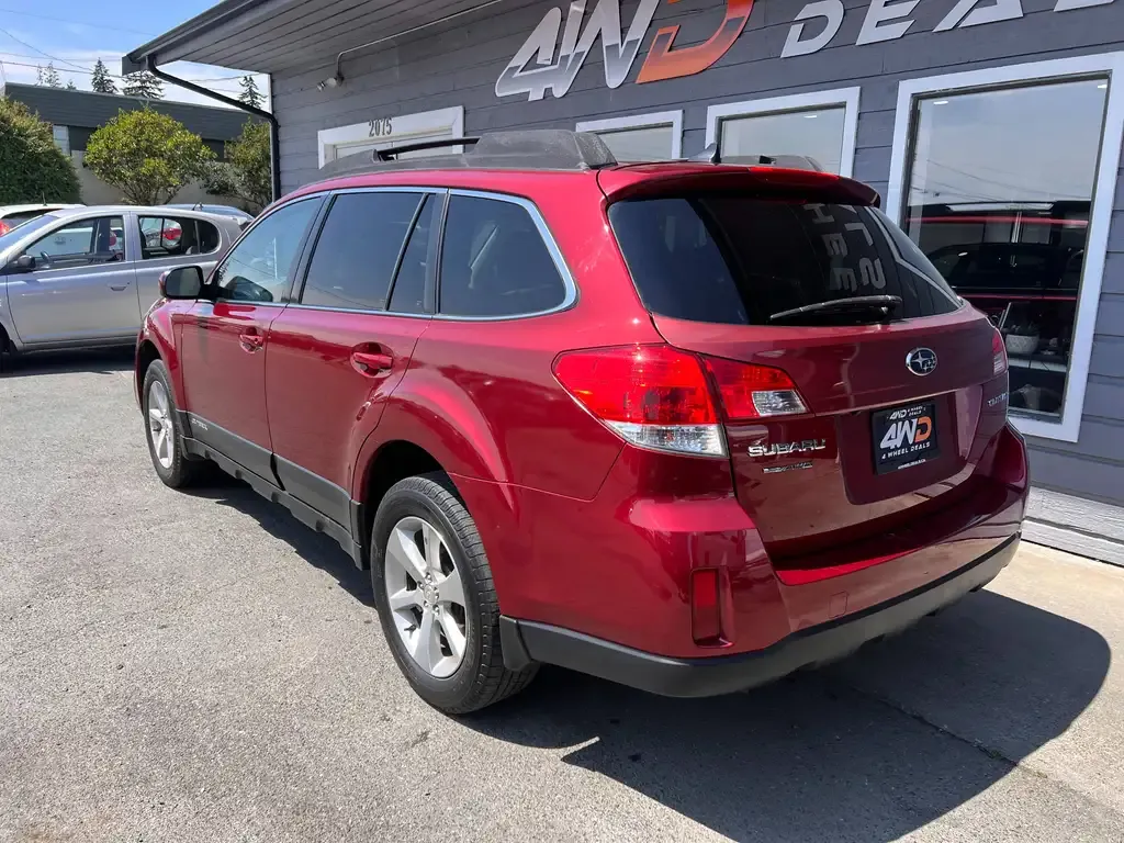 Subaru Outback 2014 photo 5