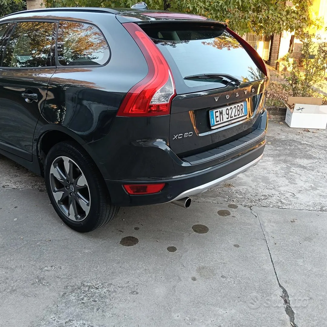 Volvo Xc60 2012 photo 3