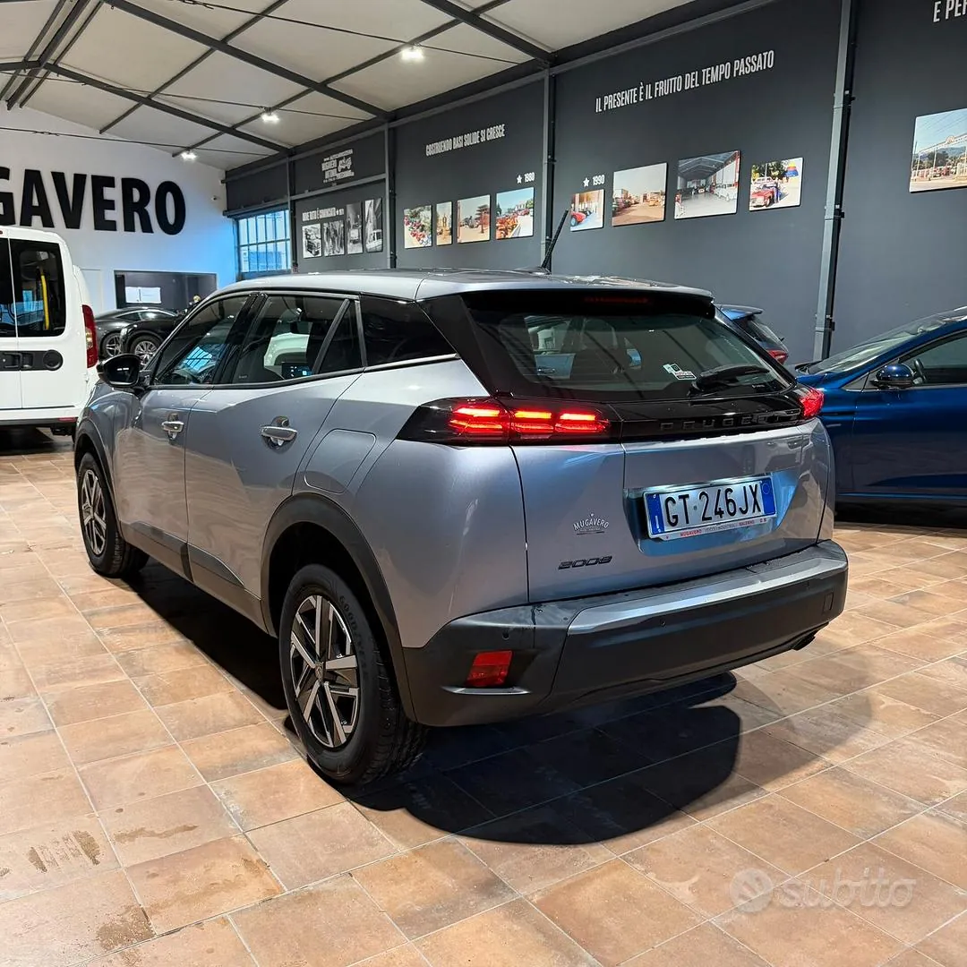 Peugeot 2008 2024 photo 4