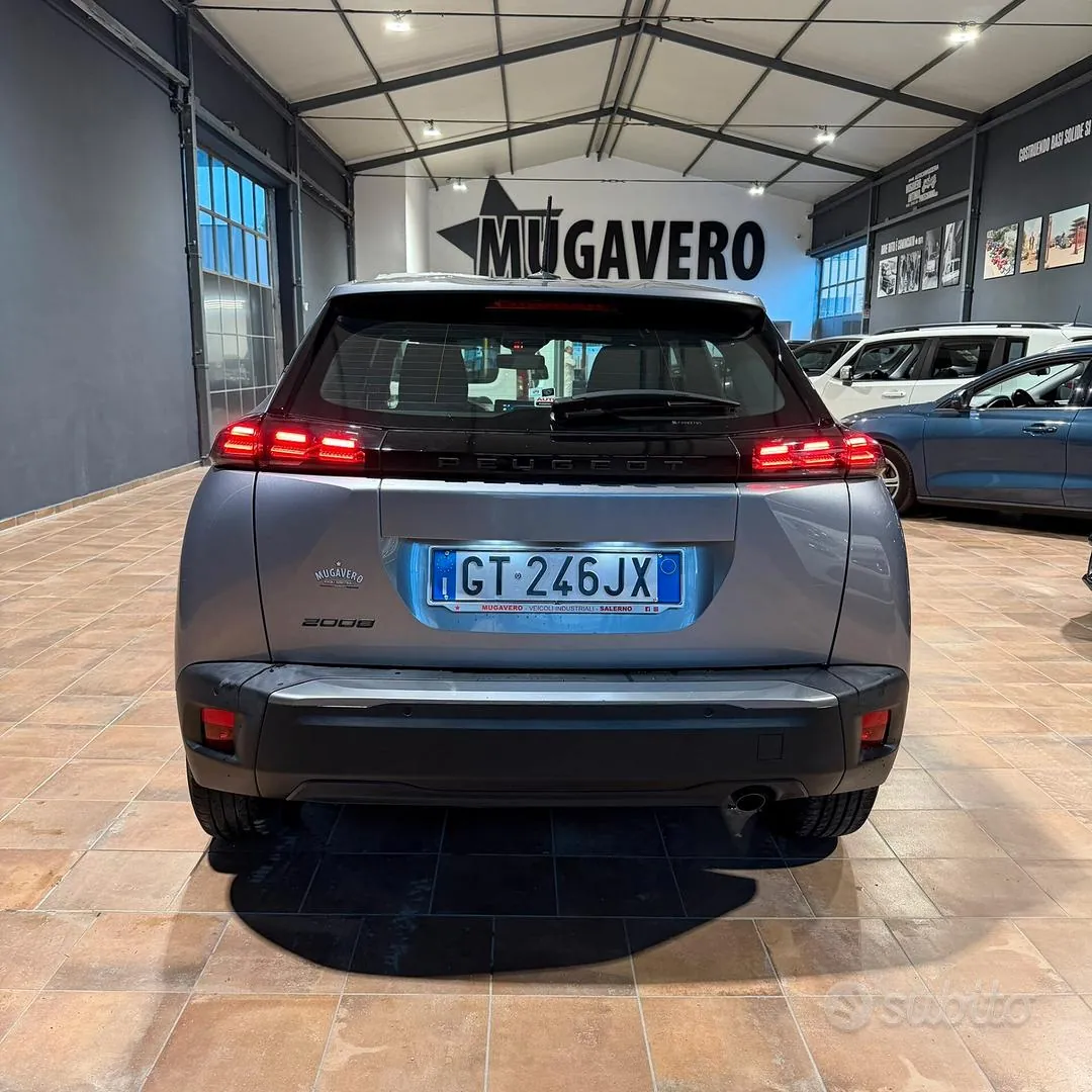 Peugeot 2008 2024 photo 3