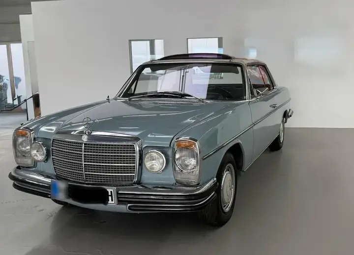 Mercedes-Benz W114