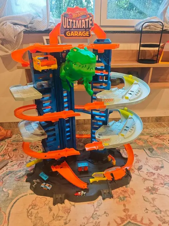 Hot Wheels Ultimate Garage