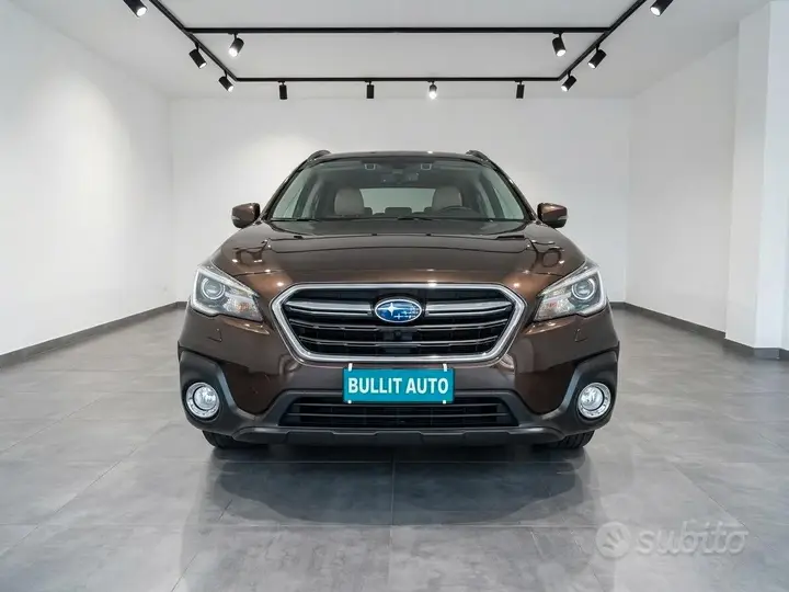 Subaru Outback 2019 photo 2