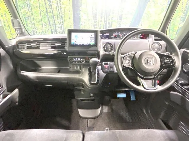 Honda N-Box 2022 photo 2