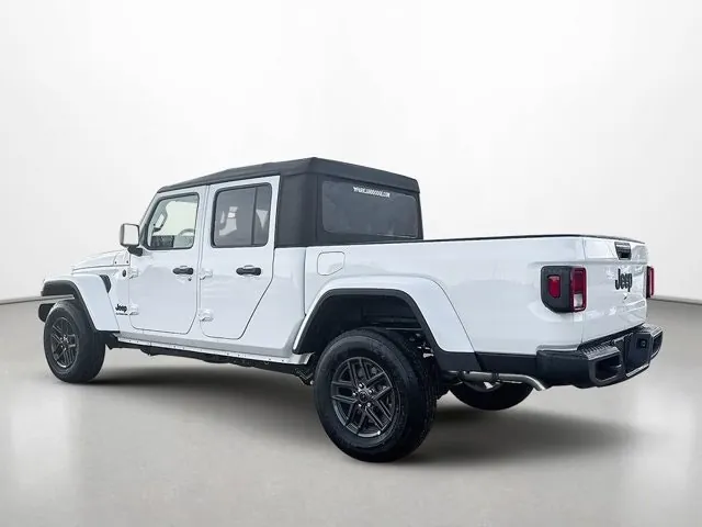 Jeep Gladiator 2026 photo 3