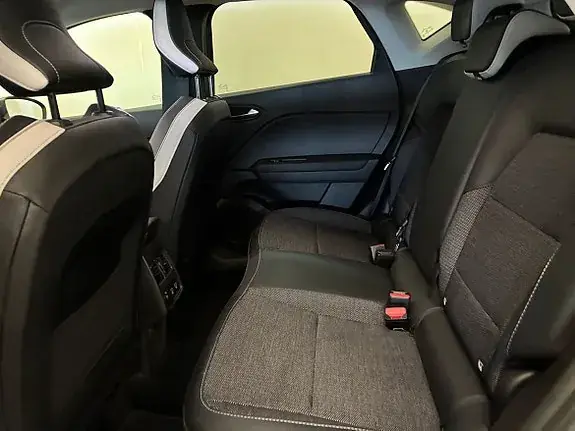 Renault Captur 2023 photo 4