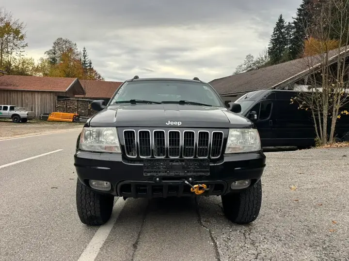 Jeep Grand Cherokee 2002 photo 2