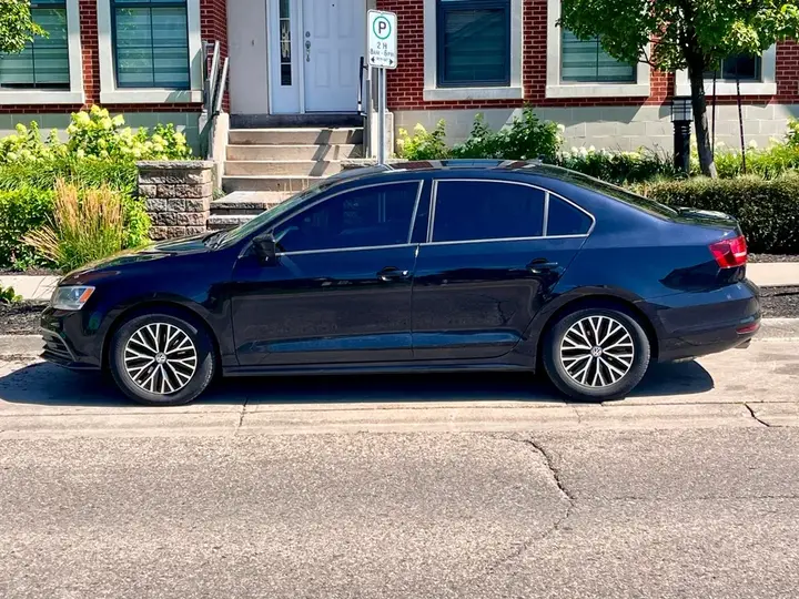Volkswagen Jetta 2017 photo 2