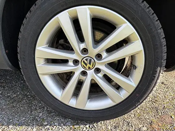 Volkswagen Passat 2013 photo 5
