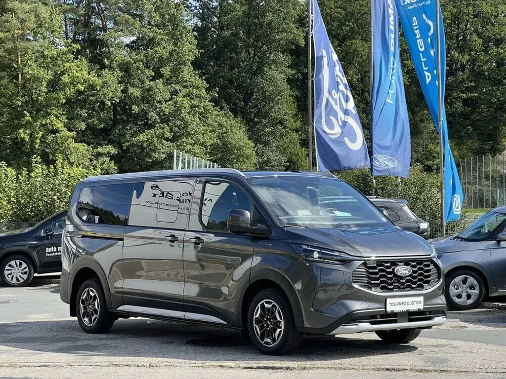 Ford Tourneo photo 3