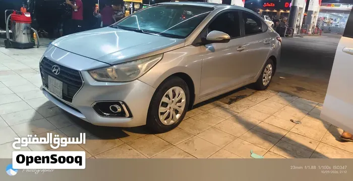 Hyundai Accent 2019 photo 2