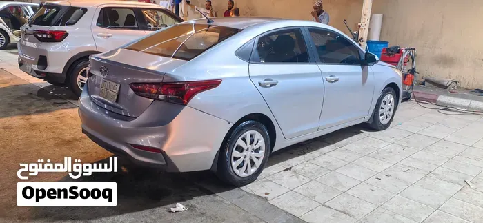 Hyundai Accent 2019 photo 3