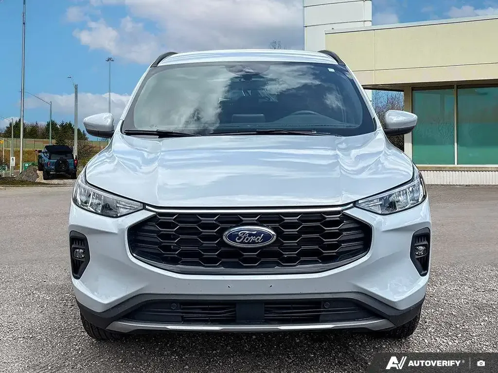 Ford Escape 2025 photo 3