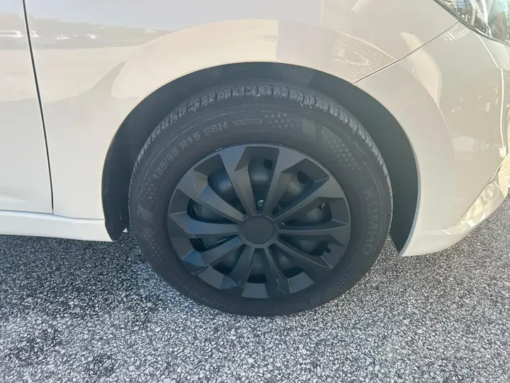 Nissan Micra 2018 photo 5